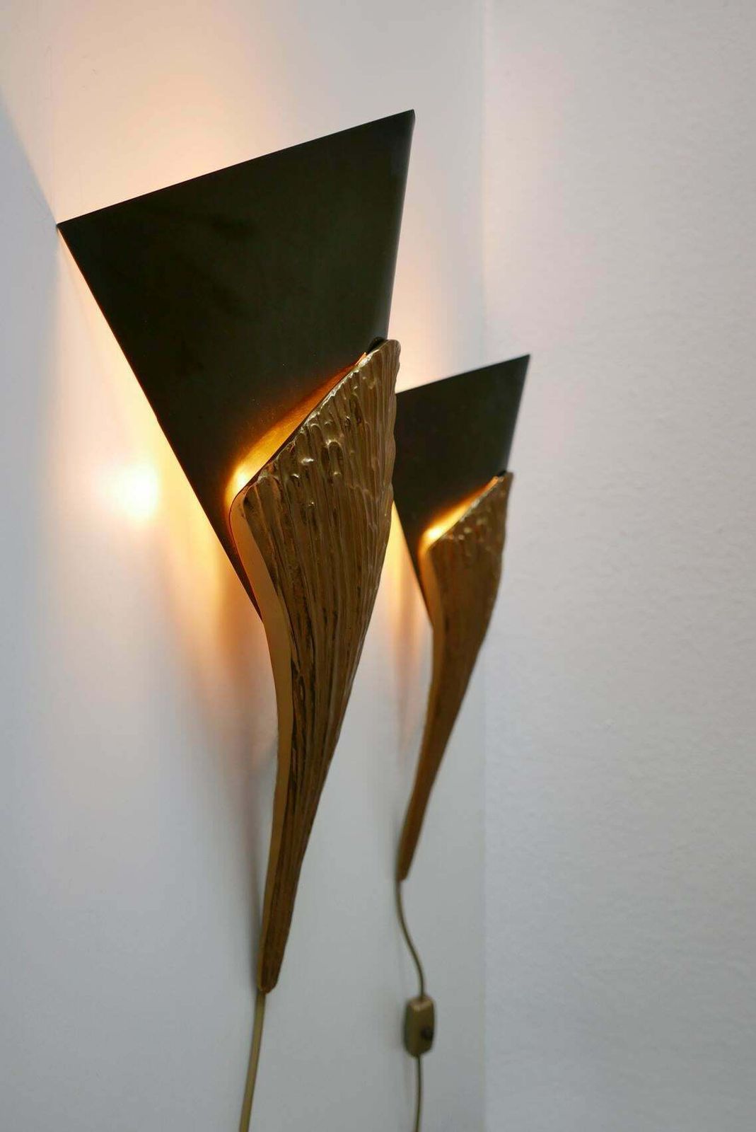 photo vinterior Set Of 2 Large Bronze Nefertiti Sconces By Chrystiane Charles For Charles Paris