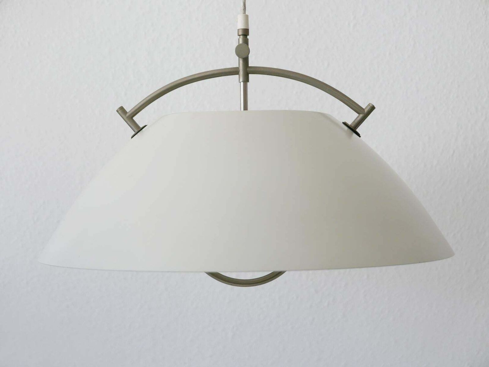 Original Midcentury Jh 604 Pendant Lamp By Hans Wegner For Louis Poulsen, 1960s photo 1816.0