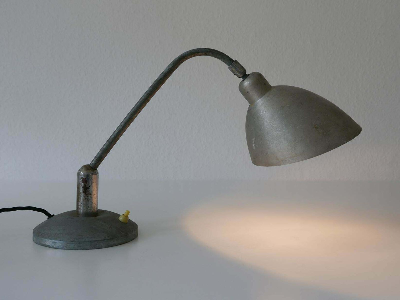 photo furniture Rare Czech Functionalist Or Bauhaus Table Lamp By Franta ‘Frantisek’ Anyz, 1920s