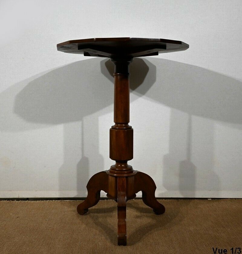 Small Tripod Pedestal Table In Mahogany, Restoration Period   1st Part Of The 19th Century photo vintage