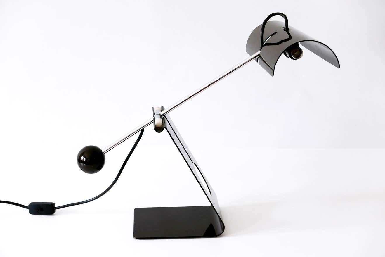 photo vintage Articulated Table Lamp Picchio By Mauro Martini For Fratelli Martini 1970s Italy