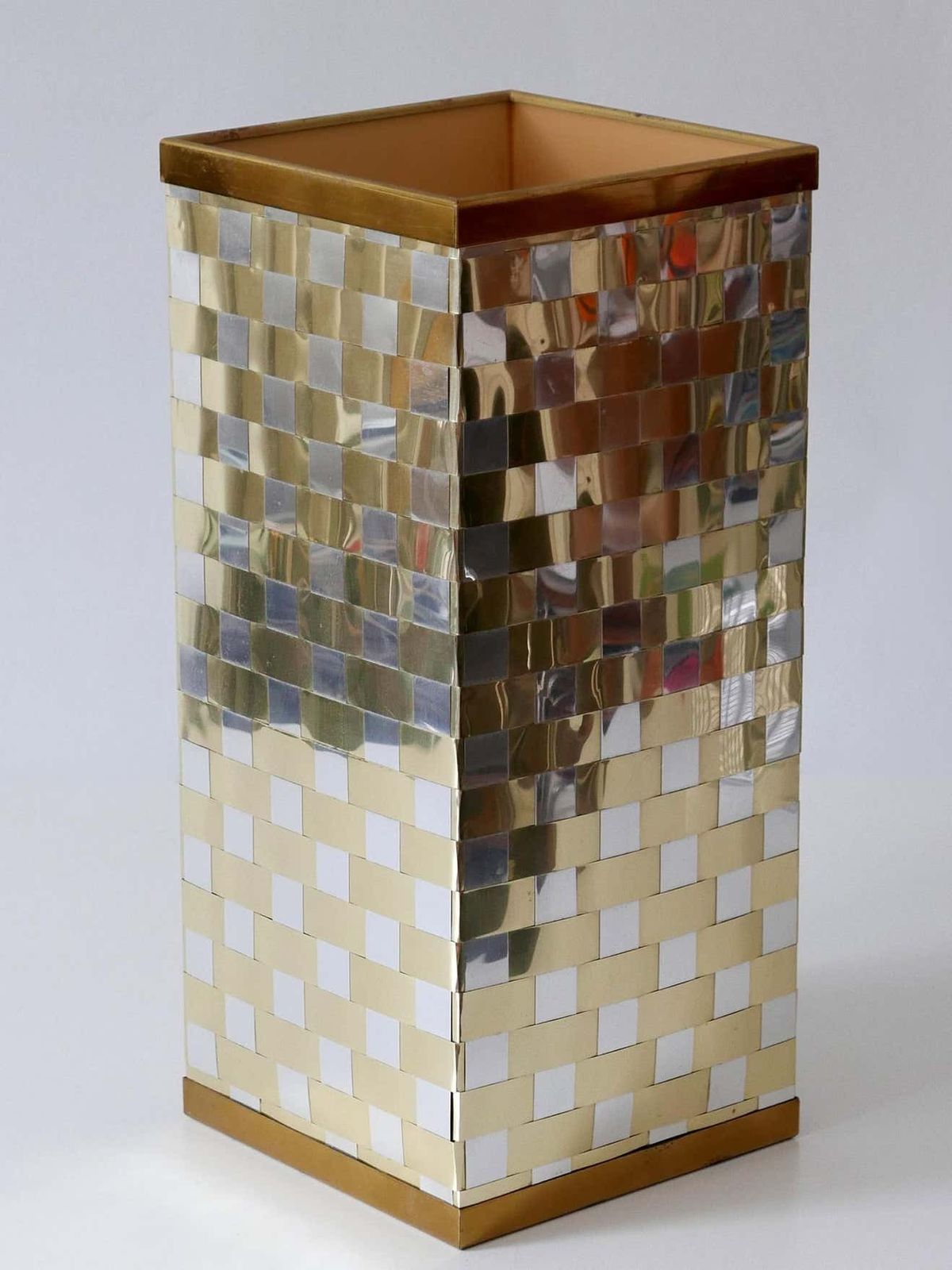 Exceptional Mid Century Modern Paul Evans Style Umbrella Stand Italy 1970s photo vinterior