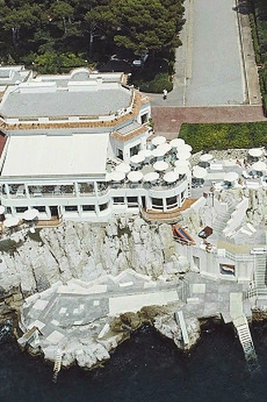 View Of The Hotel Du Cap, Eden Roc By Slim Aarons   Limited Edition Estate Stamped C Type Printunited photo furniture