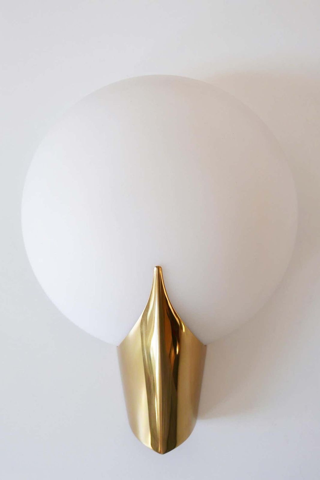 Set Of Two Elegant Modernist Wall Lamps Or Sconces By J.T. Kalmar, 1980s Austria photo 1770.0
