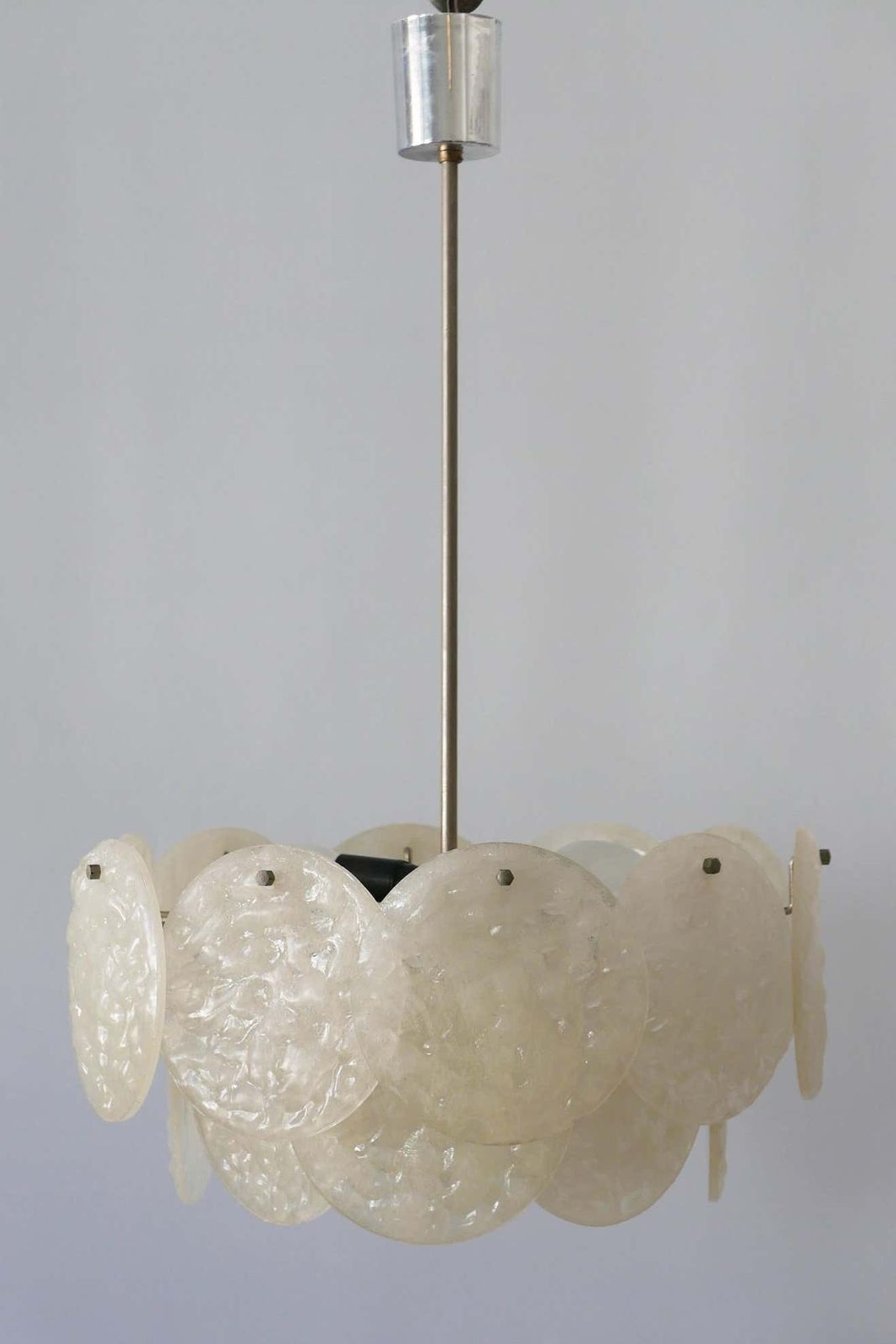 photo vintage Mid Century Modern Chandelier Or Pendant Lamp With Textured Acrylic Discs, 1960s