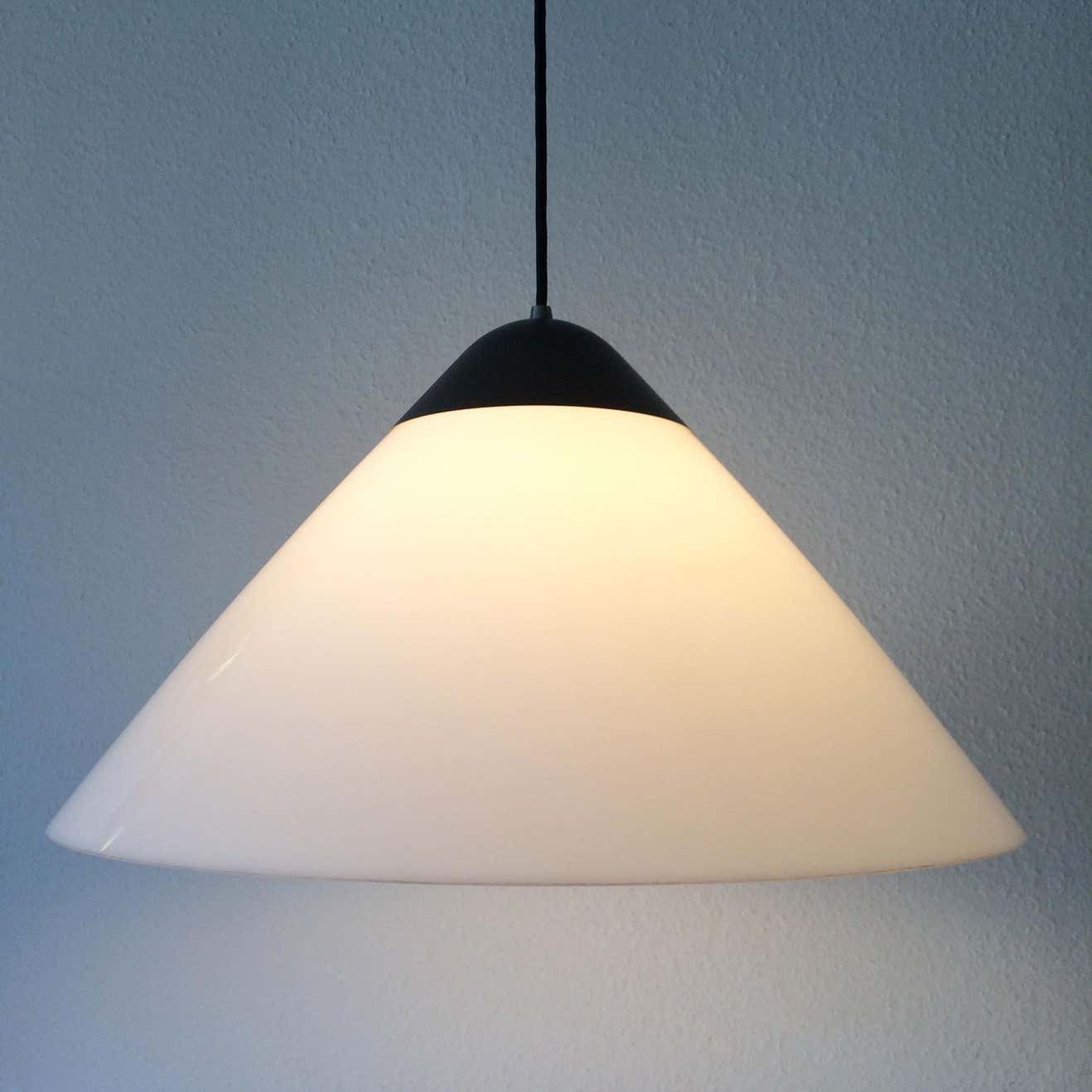 Large Pendent Lamp Opala Midi By Hans Wegner For Louis Poulsen 1970s Denmark photo vinterior