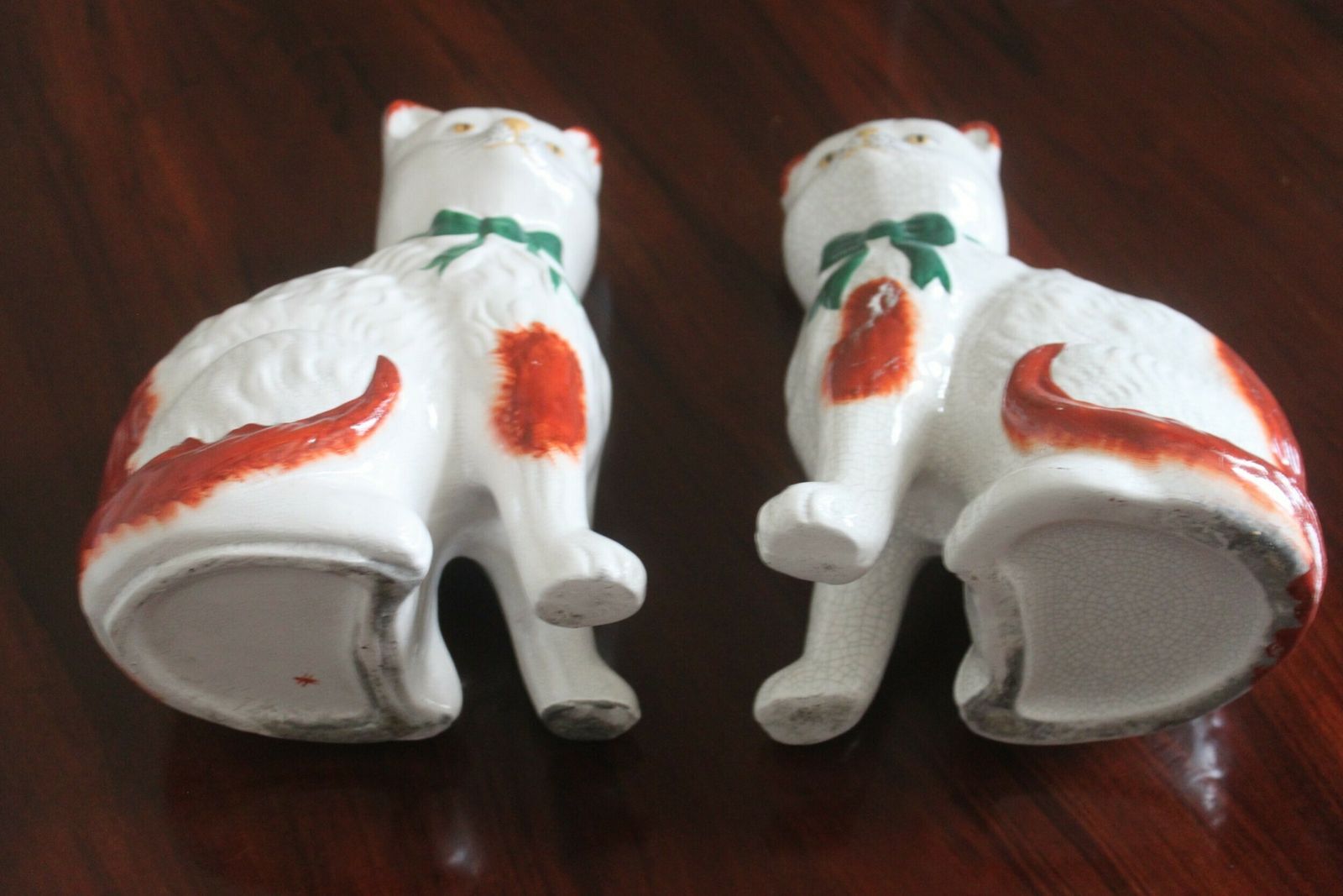 A Pair Of 19th Century Staffordshire Cats photo vinterior
