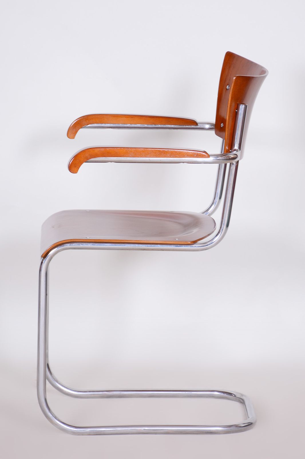 Set Of Two Restored Bauhaus Armchairs, Mart Stam, Beech Plywood, Germany, 1930s photo vintage