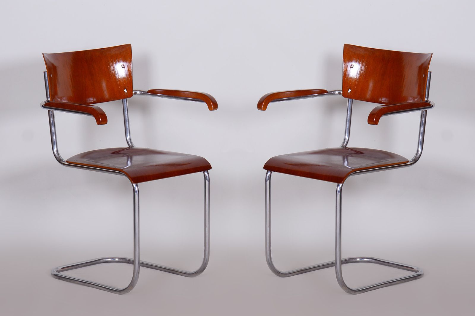 Set Of Two Restored Bauhaus Armchairs, Mart Stam, Beech Plywood, Germany, 1930s