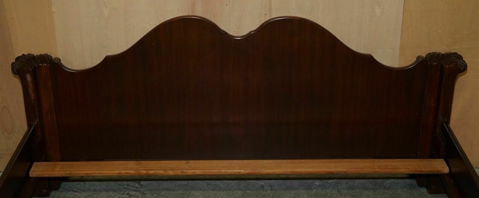 photo buy Exquisitely Carved Antique Victorian Circa 1880 Flamed Mahogany Double Bed Frame