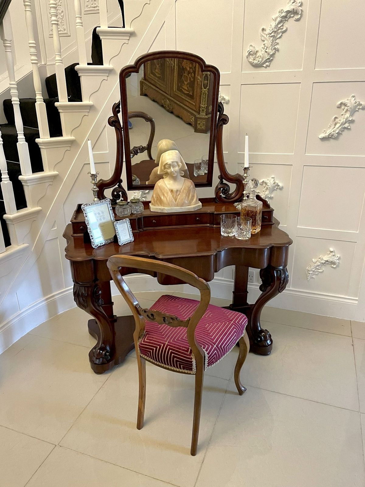 Quality 19th Century Antique Carved Mahogany Dressing Table photo vinterior