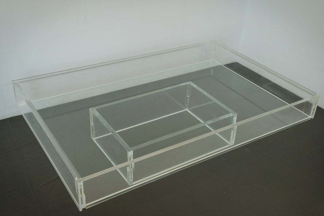 Grote Modernistische Salontafel Van Glas En Perspex, Jaren 1970. photo Meubels