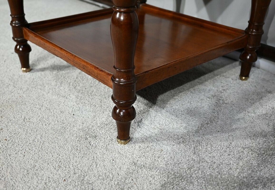 3182.7 Small Serving Table In Cuban Mahogany, Restoration Period, Early 19th Century photo