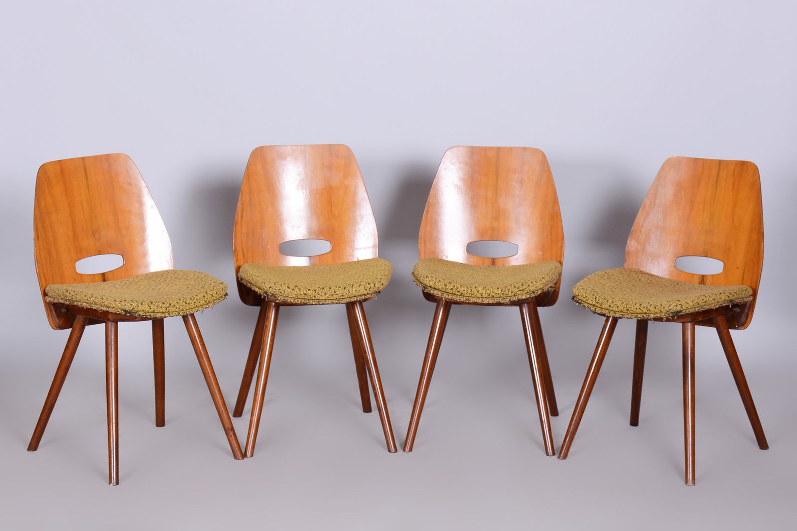 Set Of Four Mid Century Walnut Chairs By Frantisek Jirak, Tatra Nabytok, Czechia, 1950s photo 750.0