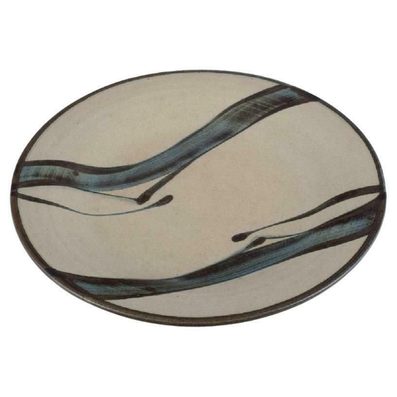 Kähler, Hak. Round Dish In Glazed Stoneware In Beautiful Light And Blue Shades.