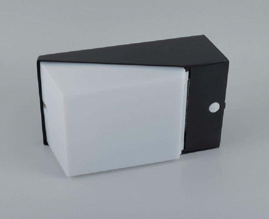 Thorn Preinet, England, Pair Of Wall Lamps, Black Metal And Acrylic Shades photo Lighting