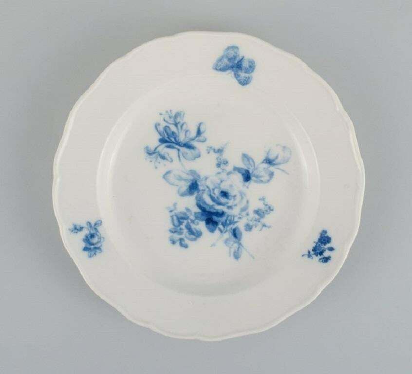 Four Antique Meissen Dinner Plates In Porcelain. Late 19th C. photo for sale