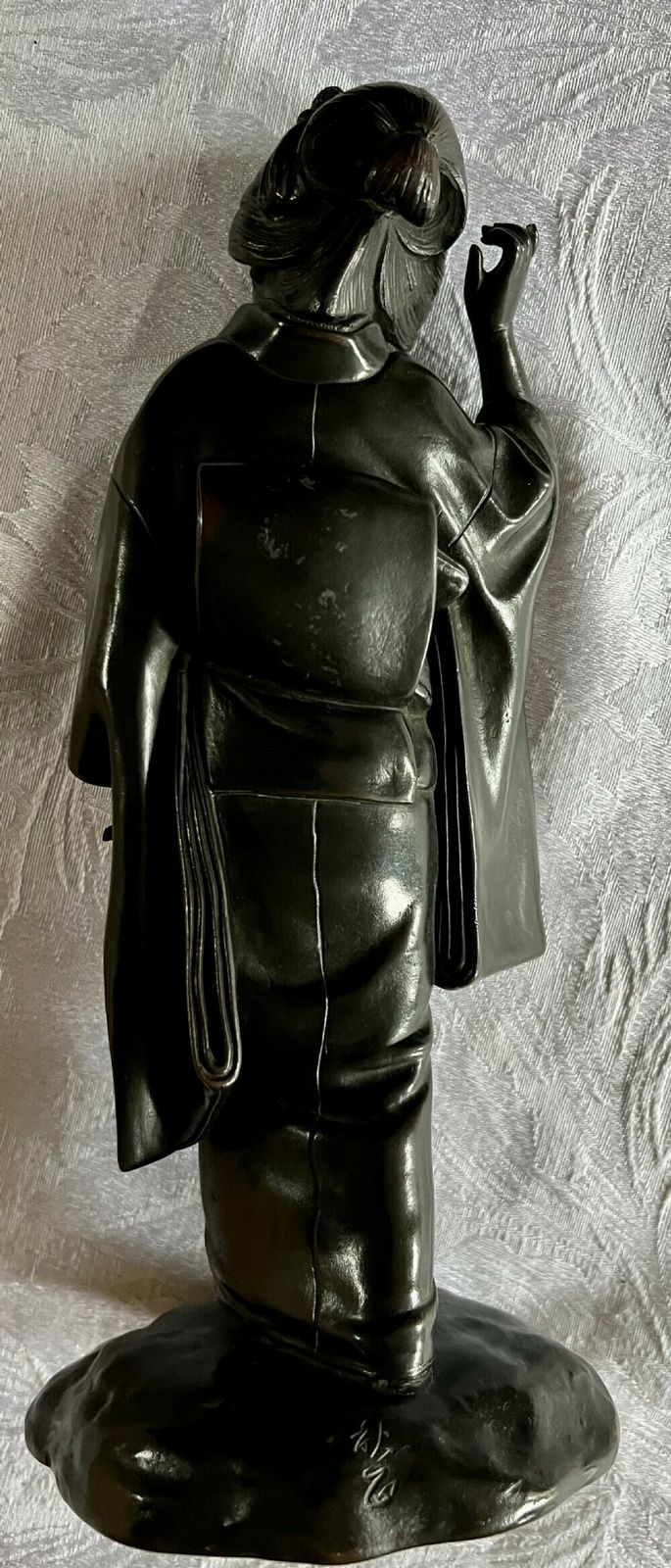 Antique Meiji Period Bronze Geisha Girl Figure photo vinterior