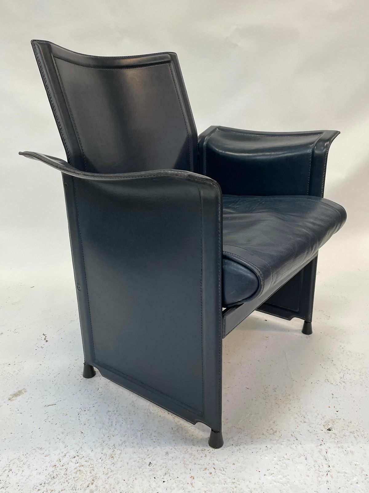 417.04 Tito Agnoli Armchair For Matteo Grassi Design photo