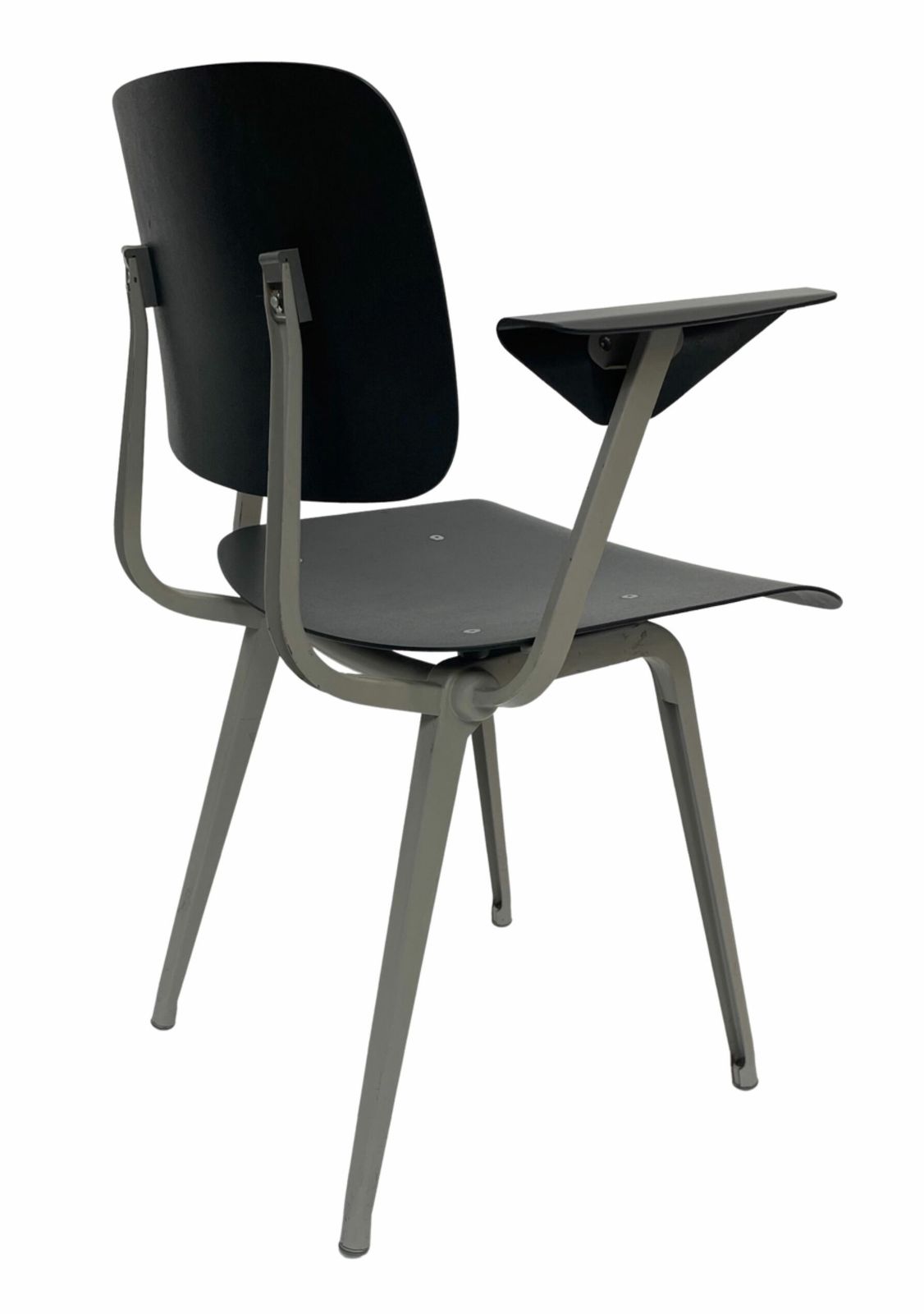 photo furniture Revolt Armchair By Friso Kramer For Ahrend De Cirkel 1953
