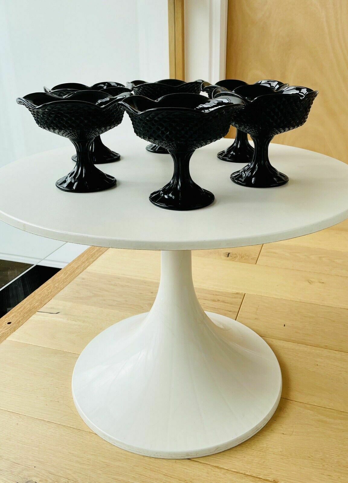 Set Of 6 Vintage Diamond Point Black Pressed Glass Footed Frilled Dessert Bowls photo vinterior