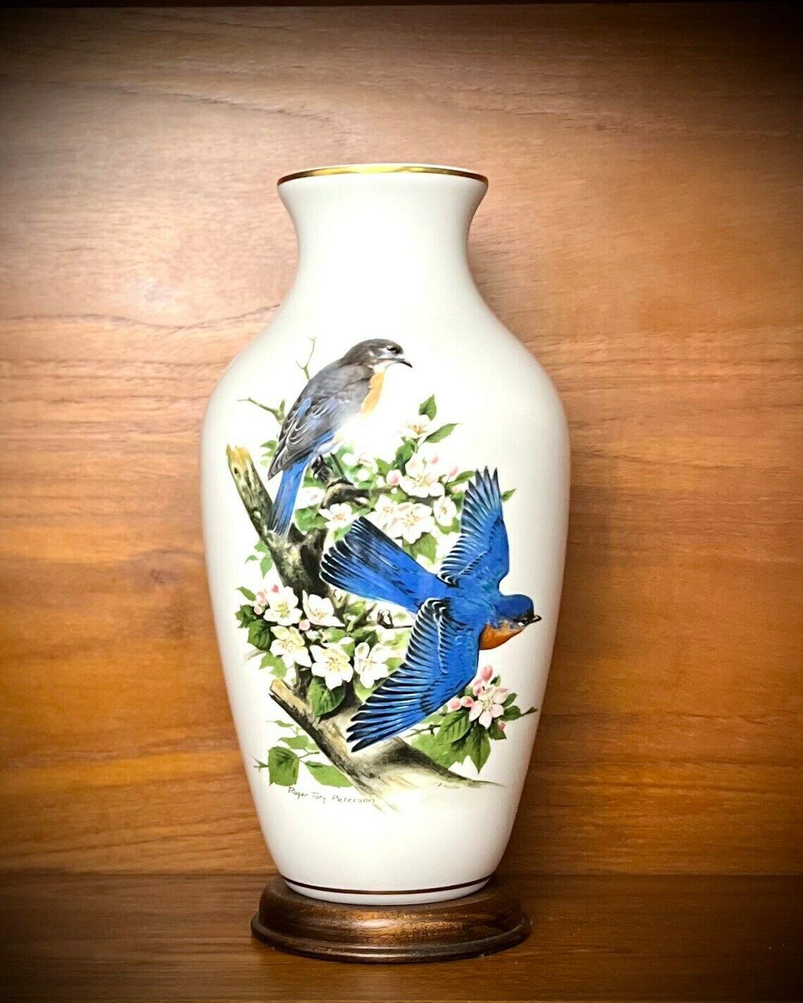 Beautiful Kaiser Limited Edition Vase By R.T. Peterson photo furniture