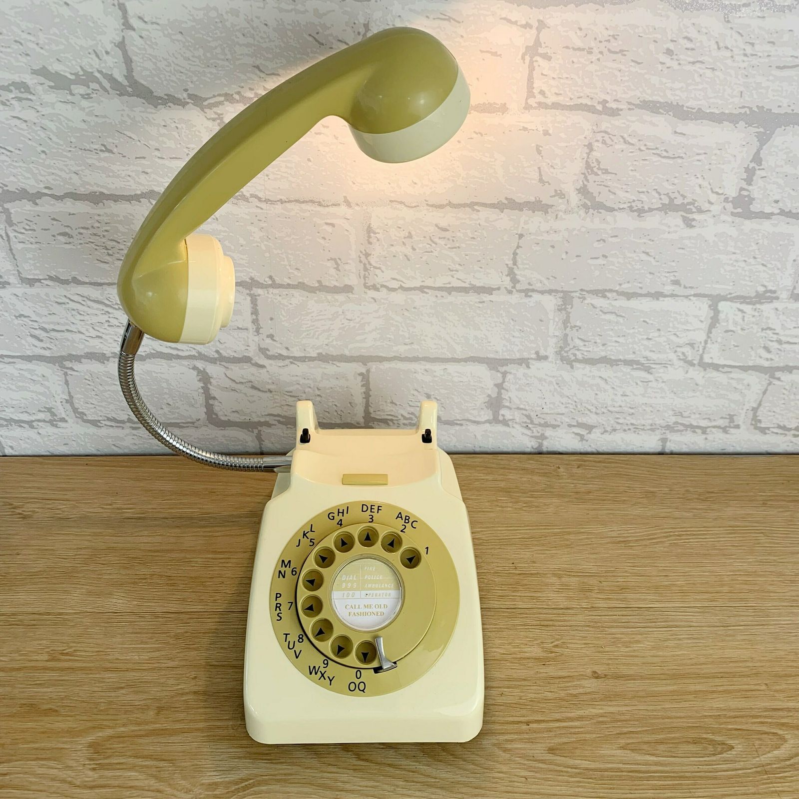 Retro Telephone Lamp Cream / Mustard photo vintage