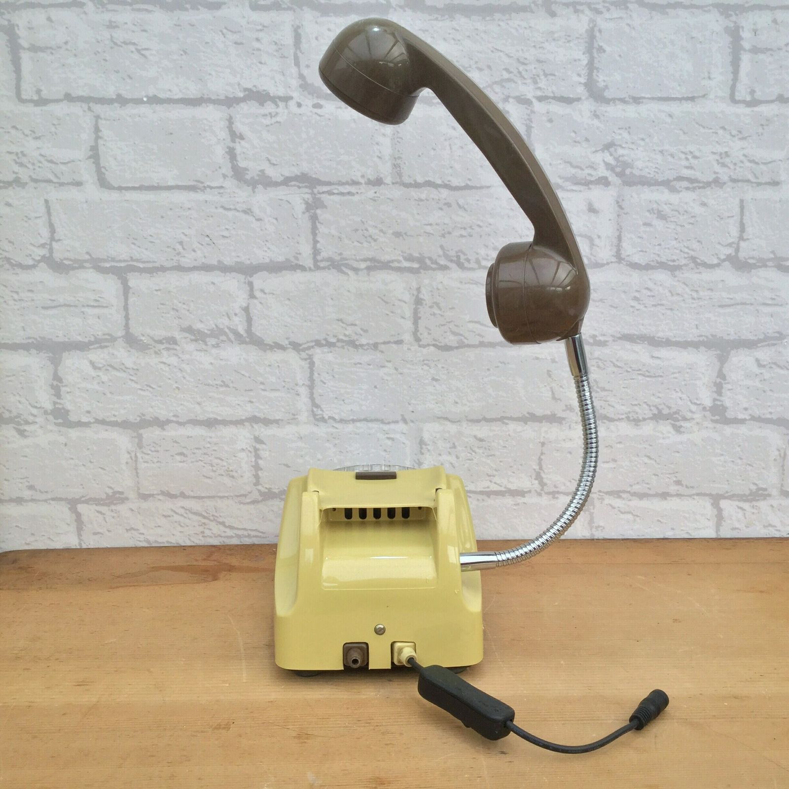 photo furniture Retro Telephone Lamp Mustard / Brown