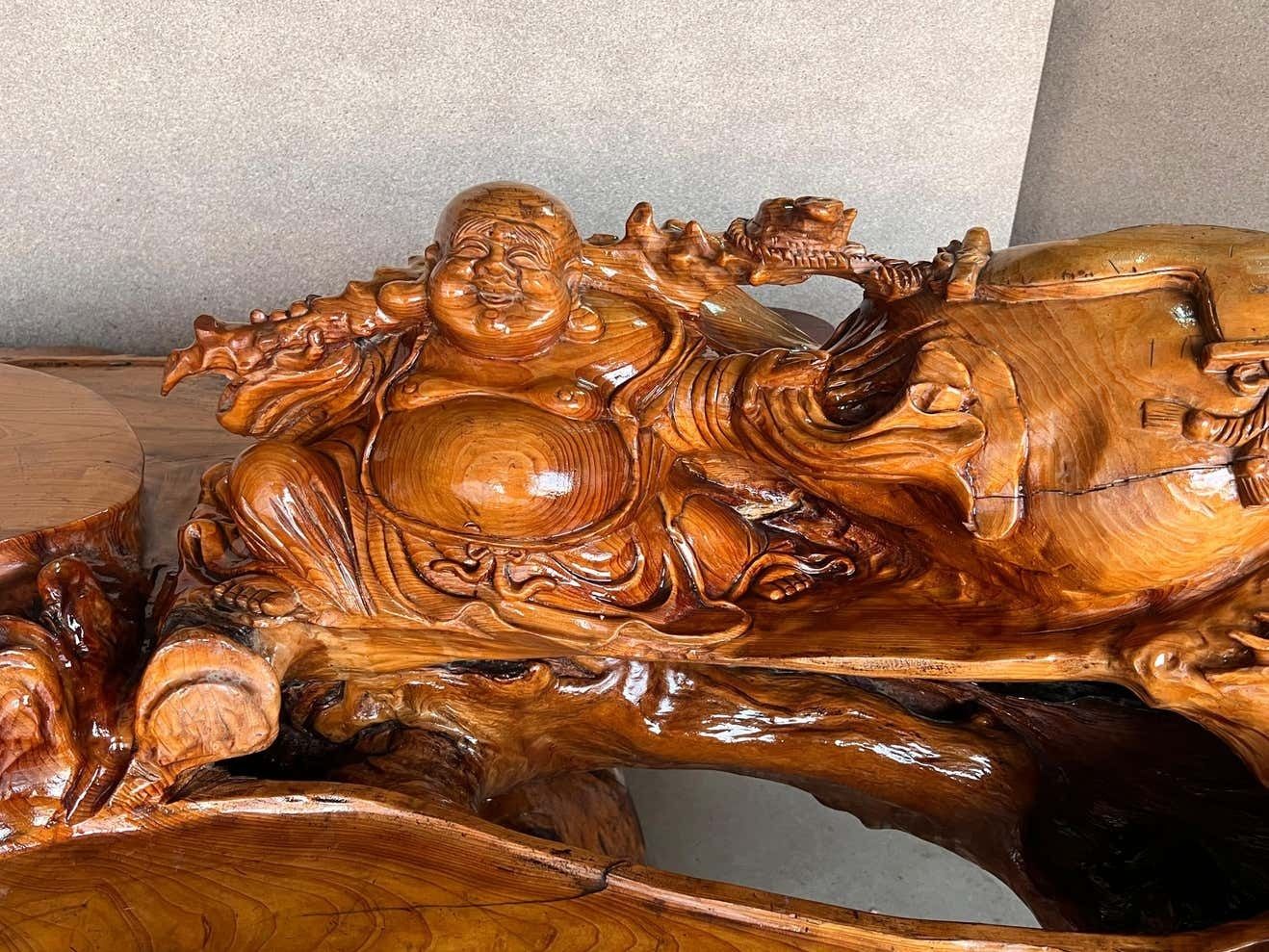Décoration Socle en racine laquée du XXe siècle, percé pour fontaine, avec bouddha photo