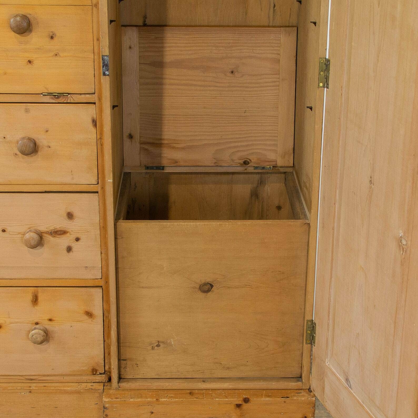 Antique Pine Compactum Wardrobe photo 1650.0