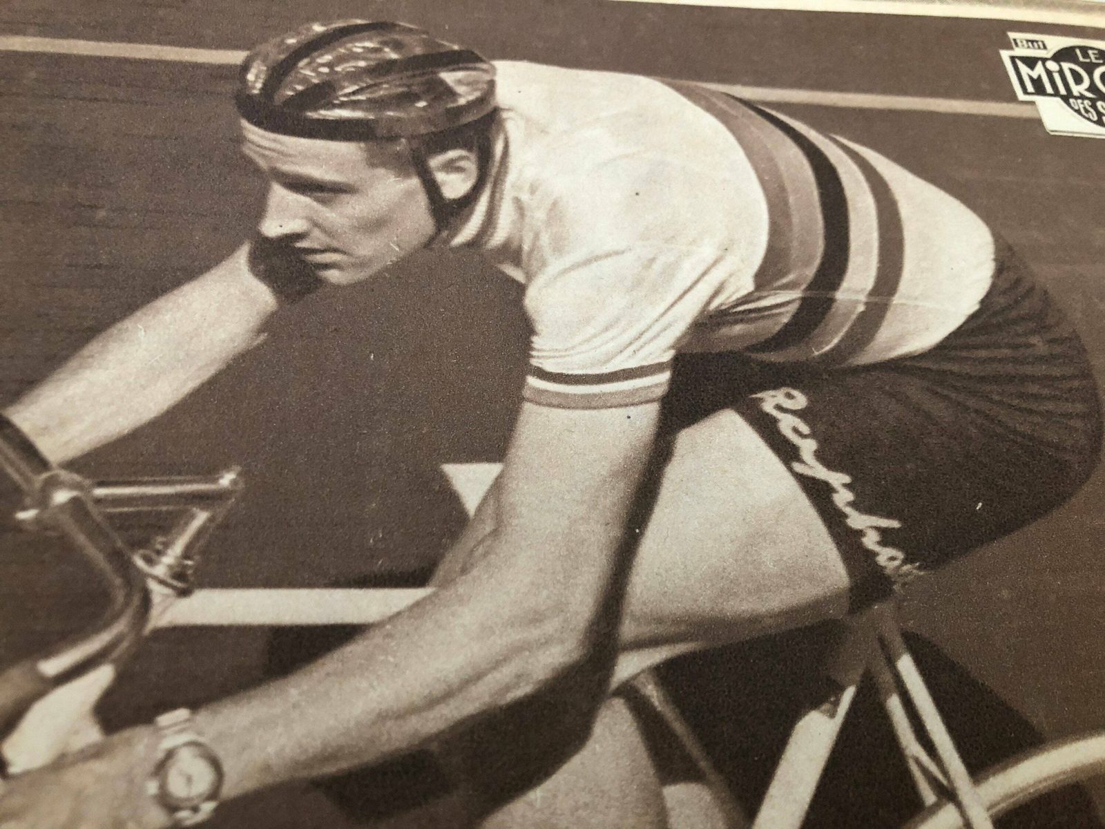 Original Roger Rivière St Raphael Pista Cycling Print 1957 photo furniture