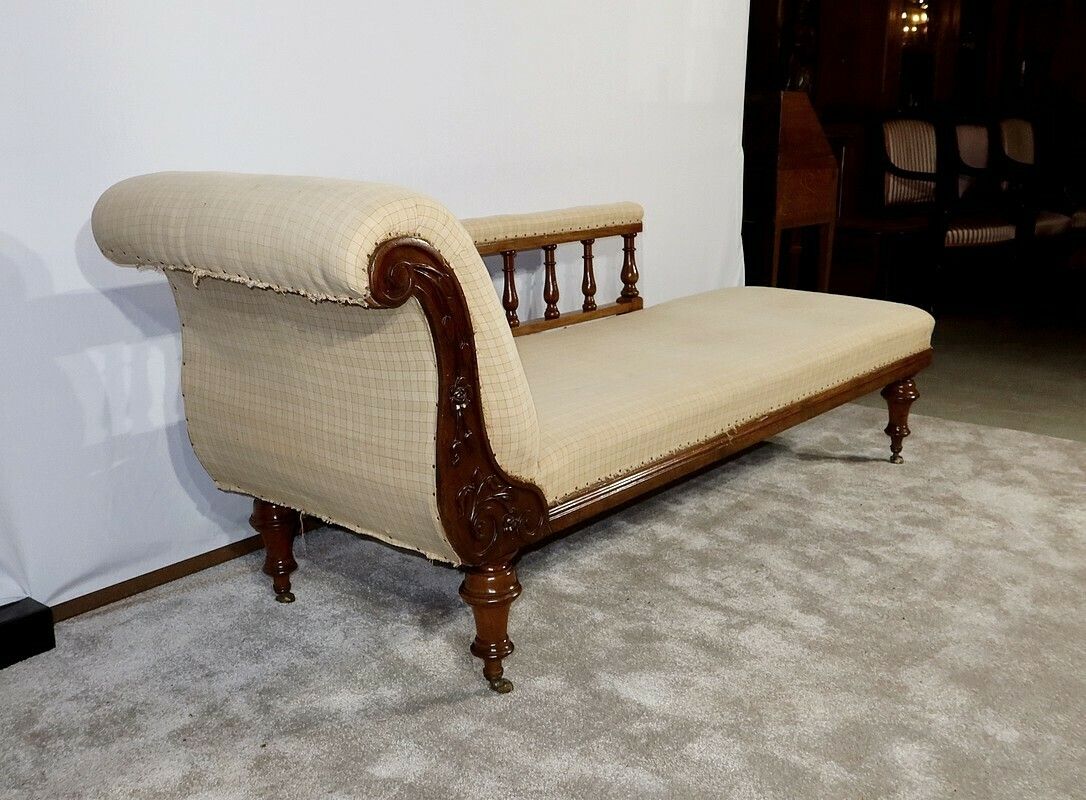 Long Meridian In Solid Mahogany, Victorian Period, England, 19th photo for sale