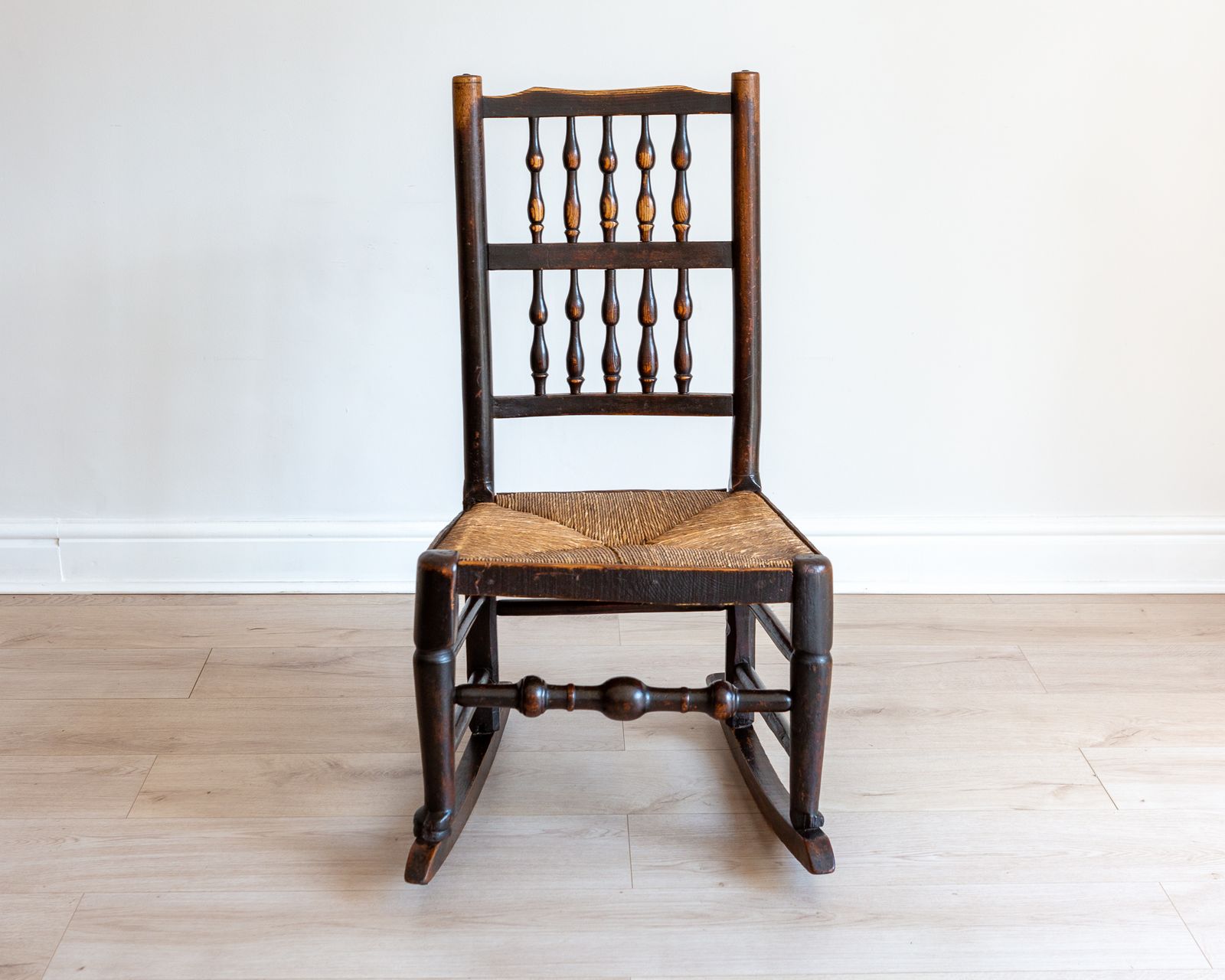 Georgian Rocking Chair 18th Century Antiqu.E Lancashire Rusti.C Fireside Chair English Farmhouse Country House Rush Seat Spindle Back Ash Elm photo 325.0