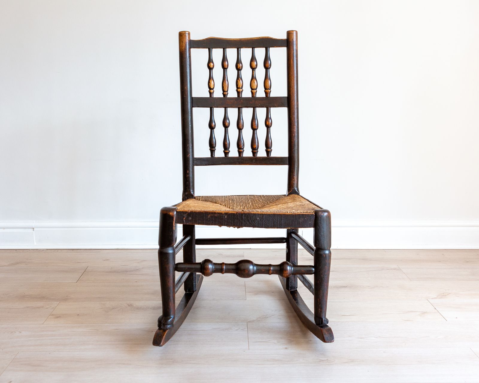 Georgian Rocking Chair 18th Century Antiqu.E Lancashire Rusti.C Fireside Chair English Farmhouse Country House Rush Seat Spindle Back Ash Elm photo for sale