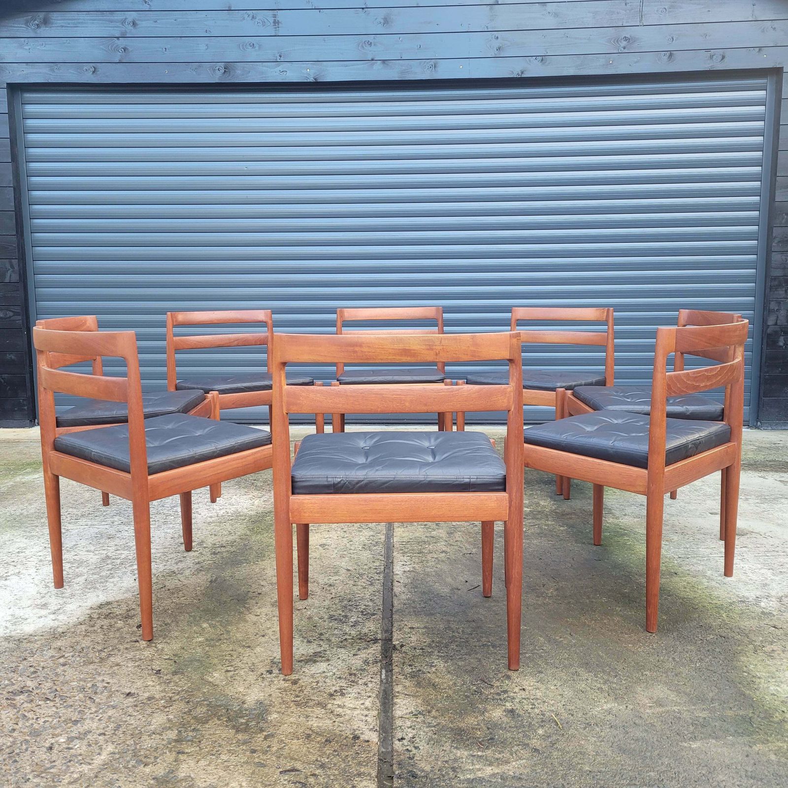Furniture Kai Kristiansen Universe 301 Model Set Of 8 Chairs photo