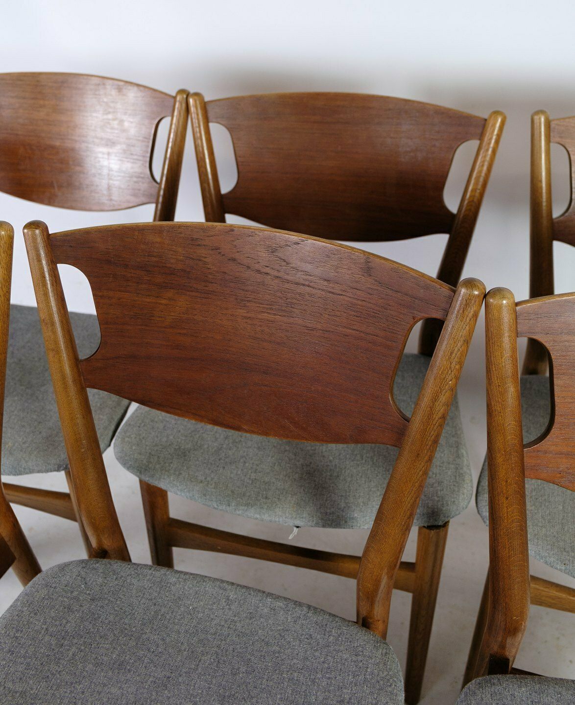 Set Of Six, "Model 42a" Designed By Helge Sibast, Oak & Teak, Gray Cushion, 1953 Great Condition photo furniture