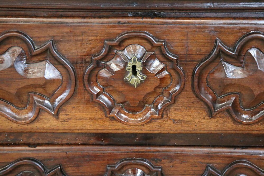 Antique Chest Of Drawers In Carved Walnut photo for sale