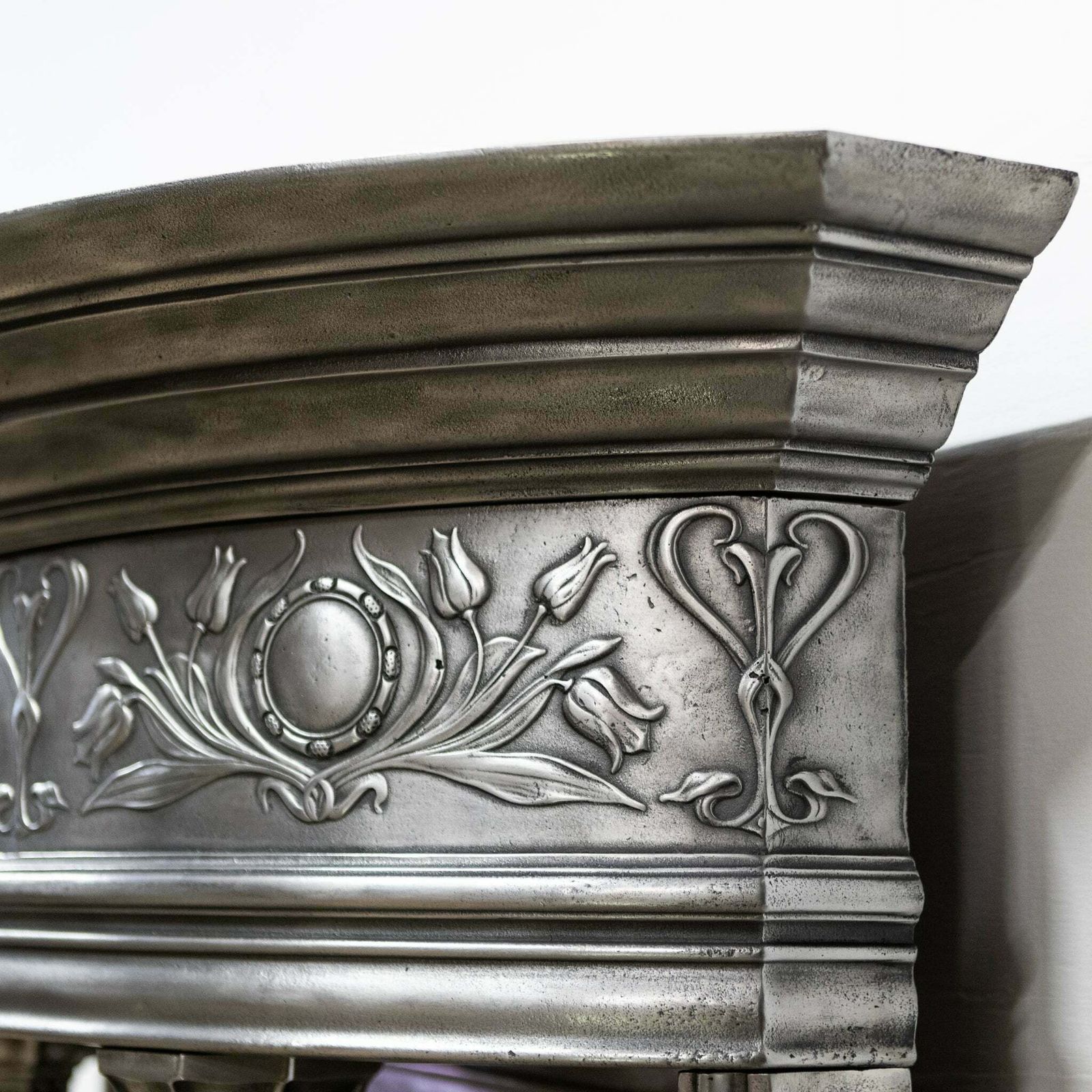 Home Fixtures Rare Antique Art Nouveau Chimneypiece With Columns photo