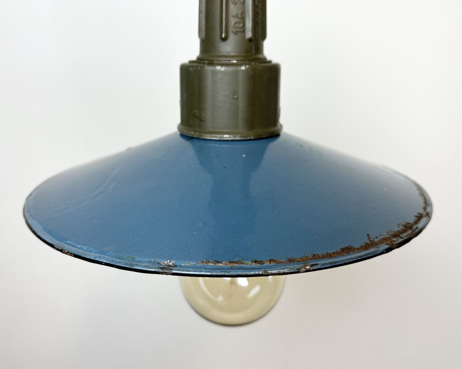photo furniture Industrial Blue Enamel Factory Pendant Lamp With Cast Aluminium Top, 1960s