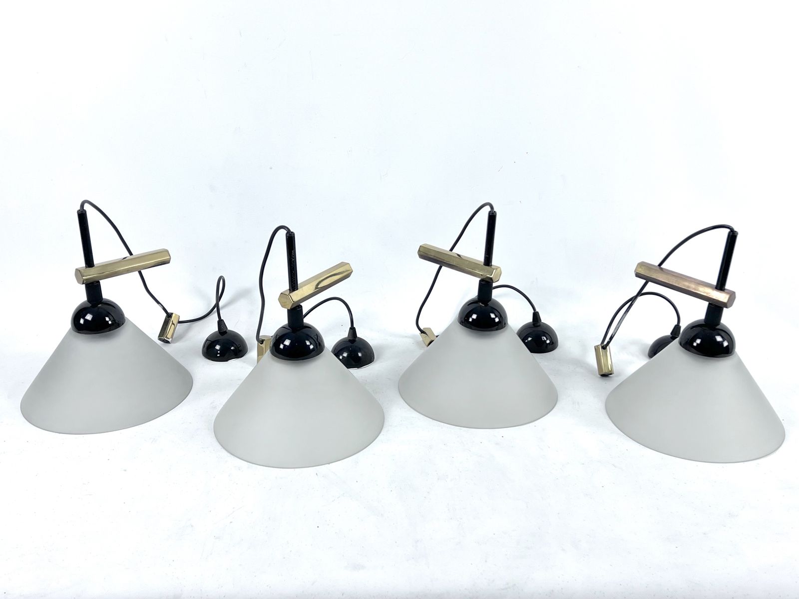 Rare Set Of Four Italian Modern Brass And Murano Glass Wall Lamps By Quattrifolio. 1970s