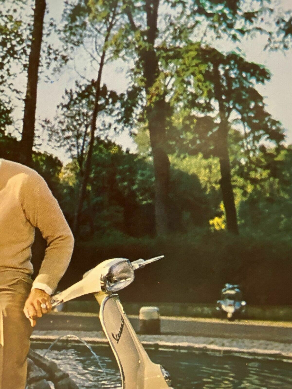 356.0 Anonymous, Ca 1970s   Vespa Gl   Advertising Vintage Poster Ca photo