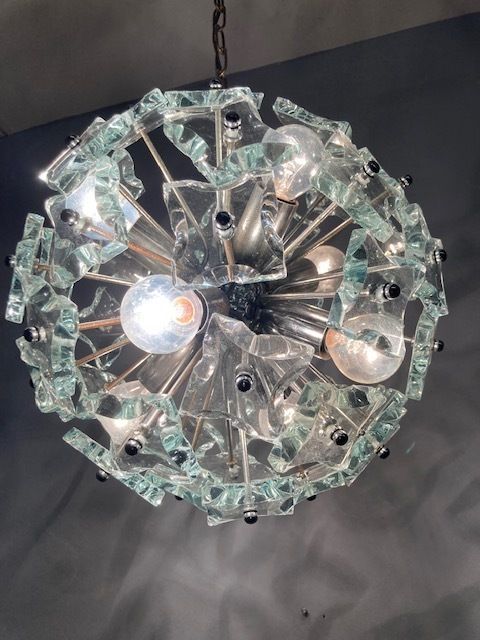 Chandelier Sputnik Chandelier – Mid Century Fontana Arte 1968 Modern Design N. 8 Light Points Frosted Glass photo for sale