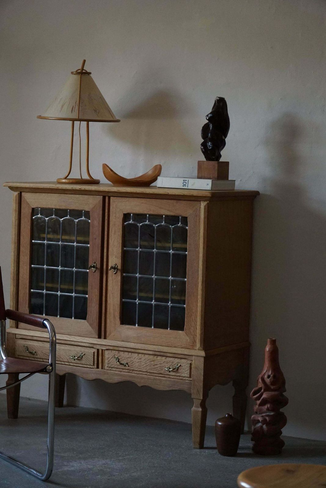 photo vinterior 20th Mid Century Cabinet In Solid Oak With Glass Front By Danish Cabinetmaker