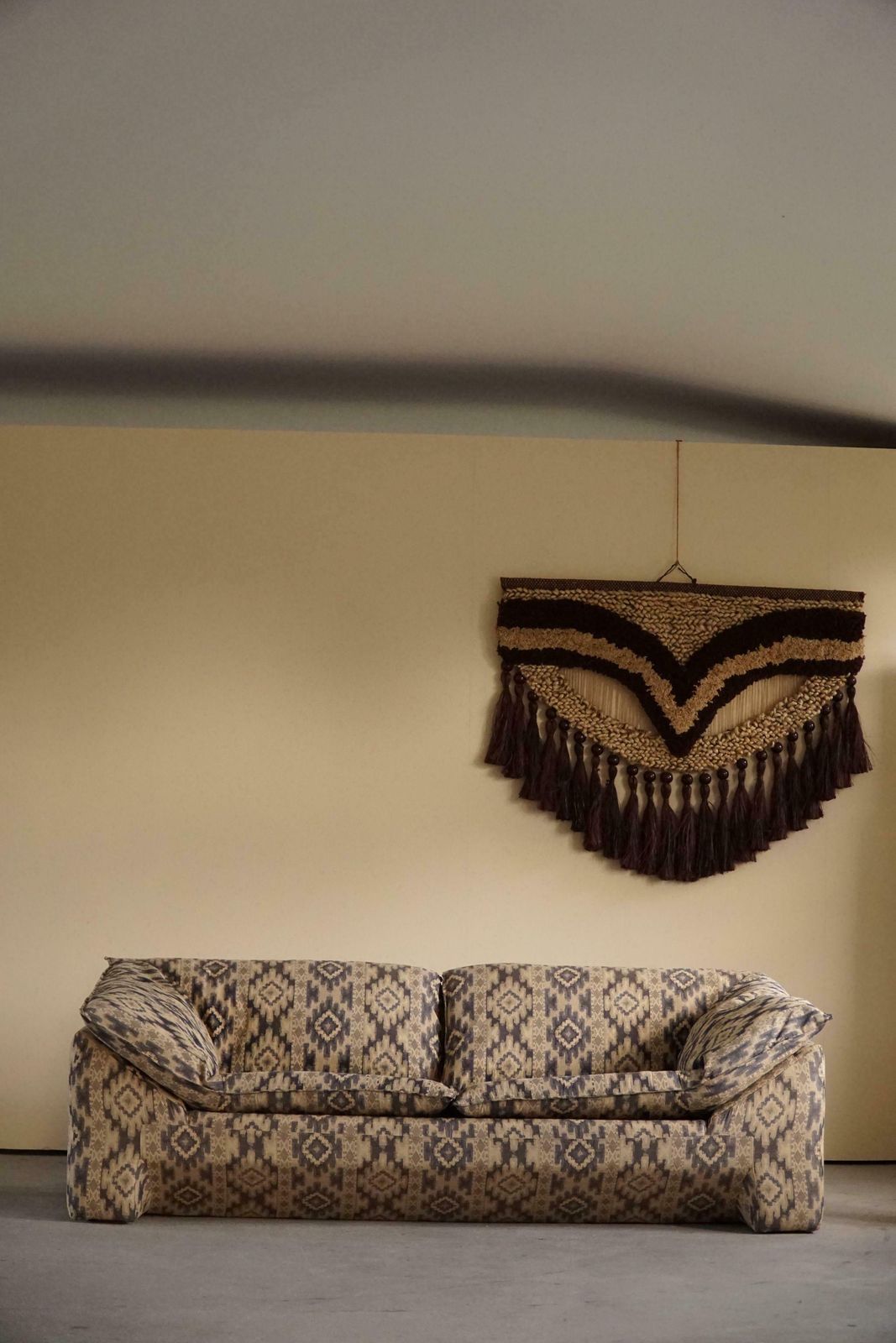 Textiles Handmade Bohemian Vintage Rug In Jute, Made In India, Late 20th Century photo