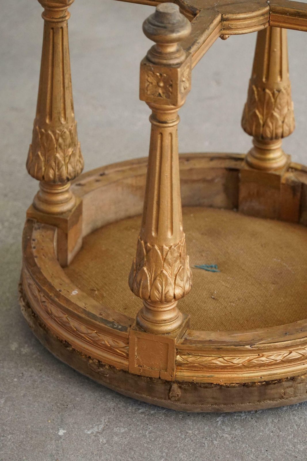 Gustavian Antique, Round Stool, Swedish Cabinetmaker, Late 18th Century photo vinterior