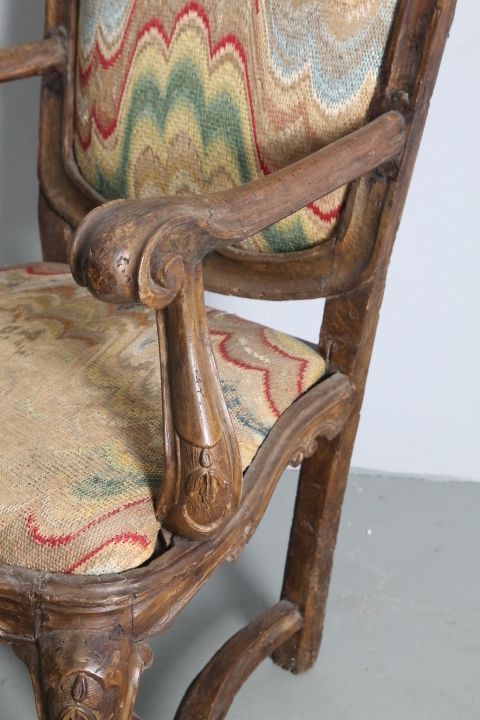 Ancient Genoa Armchair Louis XIV End Of 600. Italy Solid Walnut. photo vintage