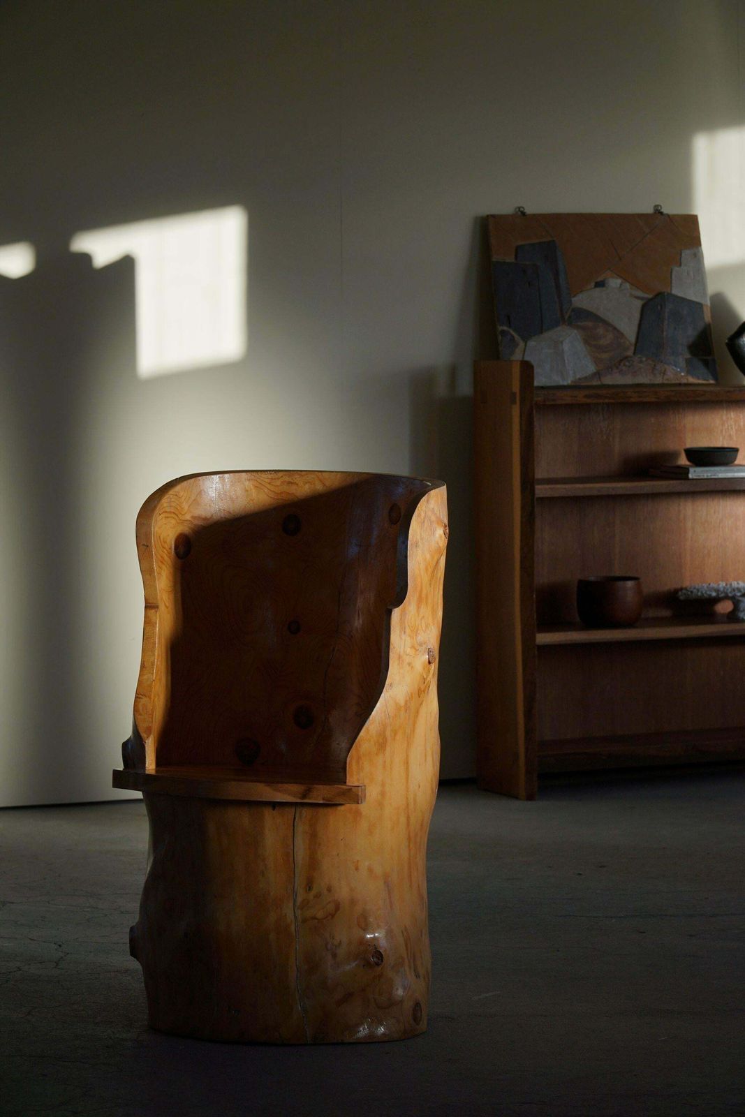 photo furniture Sculptural Carved Wabi Sabi Brutalist Stump Chair In Solid Pine, Swedish, 1960s