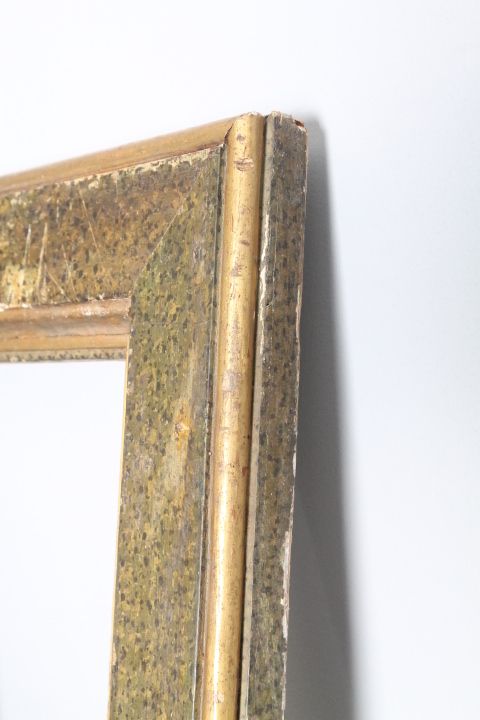 Ancient Splendid Wooden Frame Painted In Faux Marble From The 17th Century. photo vinterior