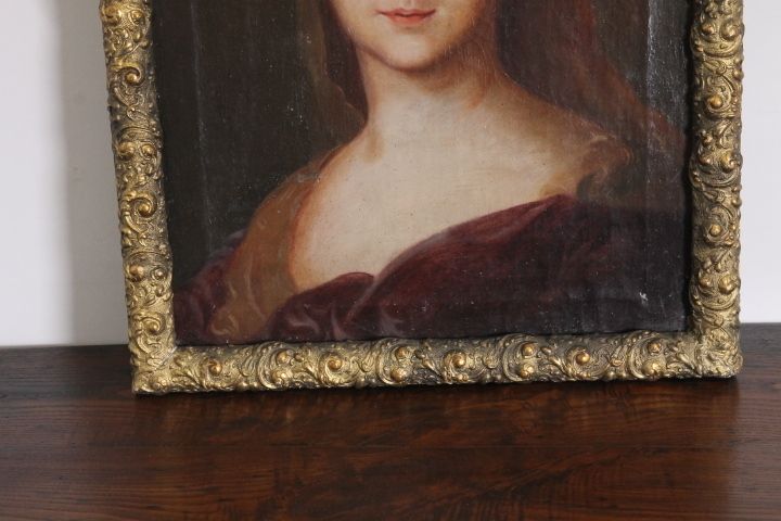 Ancient Lady Oil On Canvas From The 18th Century Tuscan School. Painted Antique photo vinterior