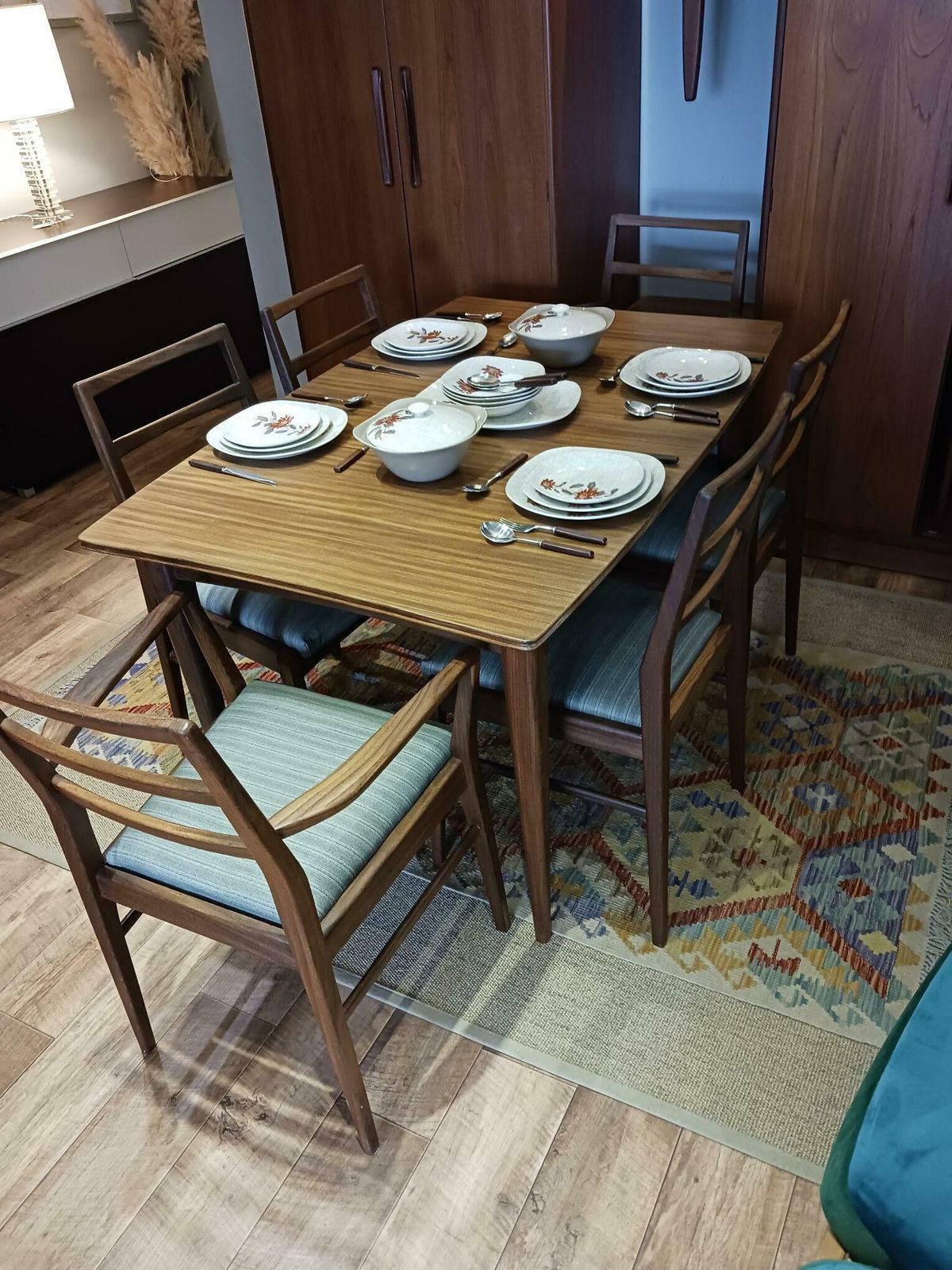 Fyne Layde Richard Hornby Dining Table And Chairs photo vinterior